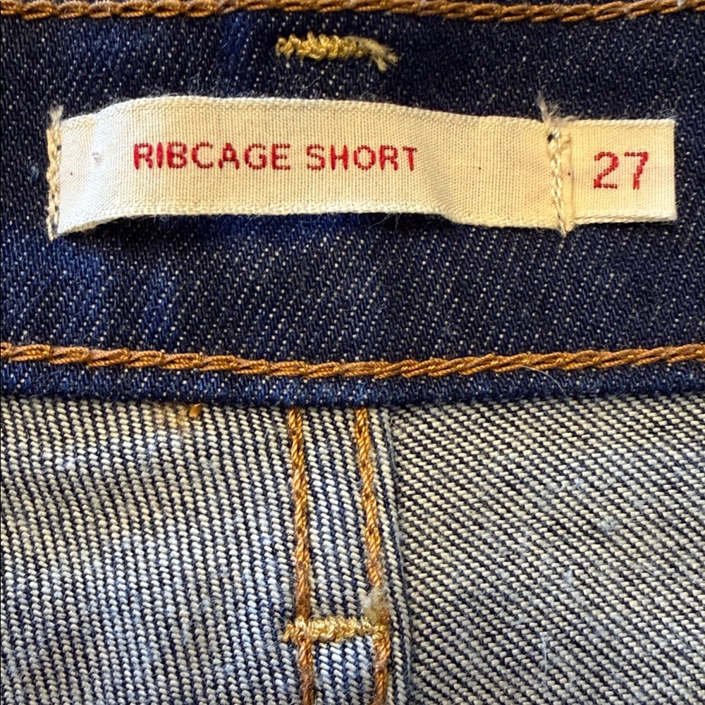 LEVI’S Ribcage Jean Shorts - Picture 12 of 16